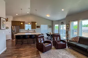 3556 E Royal Dornoch Dr, Eagle Mountain, UT 84005 - Photo 4
