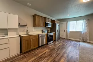 3556 E Royal Dornoch Dr, Eagle Mountain, UT 84005 - Photo 32