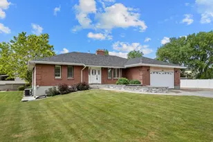 2893 W Myers Ln S, Riverton, UT 84065 - Photo 2