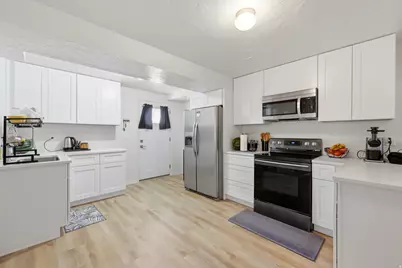 14053 S Lowe Peak Dr, Riverton, UT 84096 - Photo 14