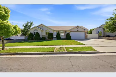 14053 S Lowe Peak Dr, Riverton, UT 84096 - Photo 2
