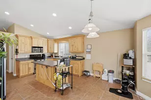 344 W Heber Cv S, Grantsville, UT 84029 - Photo 10