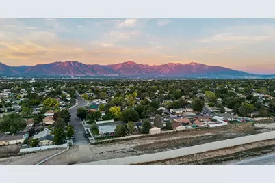 3833 W Gartmore Ln S, Taylorsville, UT 84129 - Photo 52