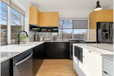 2477 S 700 E, Salt Lake City, UT 84106 - Photo 2