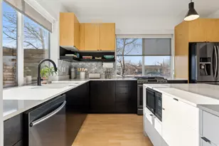 2477 S 700 E, Salt Lake City, UT 84106 - Photo 2