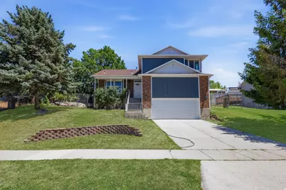 910 W Red Oaks Dr, Murray, UT 84123 - Photo 1