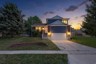 910 W Red Oaks Dr, Murray, UT 84123 - Photo 2
