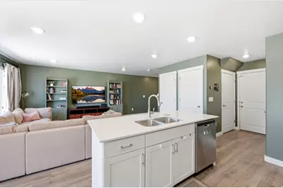 1084 E Pilot St, Saratoga Springs, UT 84045 - Photo 8