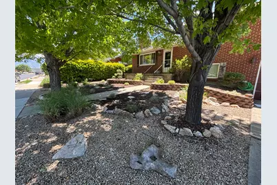 601 W La Salle Dr S, Murray, UT 84123 - Photo 2