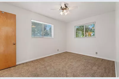 601 W La Salle Dr S, Murray, UT 84123 - Photo 52