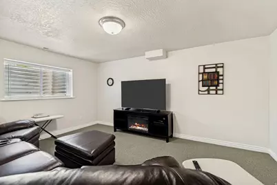 1238 W Trimble Ln, West Jordan, UT 84088 - Photo 38