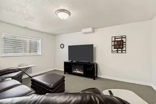 1238 W Trimble Ln, West Jordan, UT 84088 - Photo 38