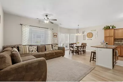 264 E July Ln, Saratoga Springs, UT 84045 - Photo 4