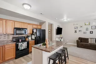 264 E July Ln, Saratoga Springs, UT 84045 - Photo 8