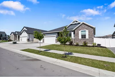 5420 N Cliffrose Dr, Eagle Mountain, UT 84005 - Photo 4