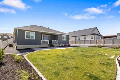 5420 N Cliffrose Dr, Eagle Mountain, UT 84005 - Photo 34