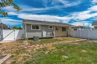 7222 S Robin Way W, West Jordan, UT 84084 - Photo 26
