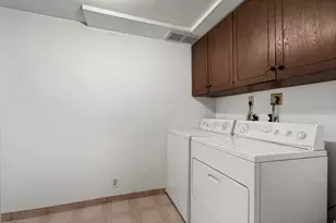 2120 W Robin Way S, West Jordan, UT 84084 - Photo 24