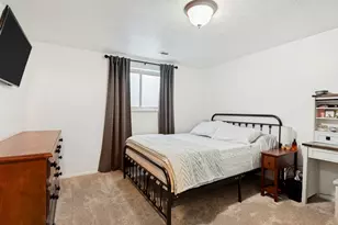 2120 W Robin Way S, West Jordan, UT 84084 - Photo 22