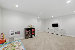 362 S 400 E, Centerville, UT 84014 - Photo 38