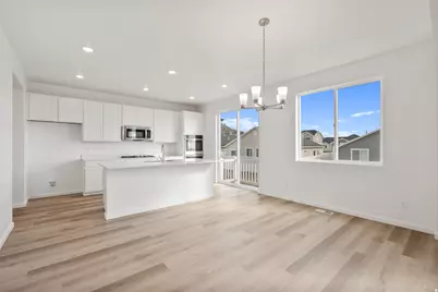 784 S 255 W #316, Willard, UT 84340 - Photo 4
