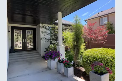 2320 E Caprice Ct S, Holladay, UT 84124 - Photo 4