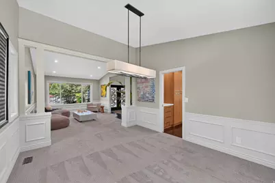 2320 E Caprice Ct S, Holladay, UT 84124 - Photo 10