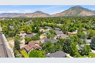 2320 E Caprice Ct S, Holladay, UT 84124 - Photo 68