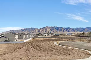 1423 N Harper Wy, Tooele, UT 84074 - Photo 10