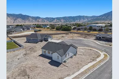1423 N Harper Way #220, Tooele, UT 84074 - Photo 28