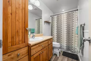 1644 N 850 W, Orem, UT 84057 - Photo 32