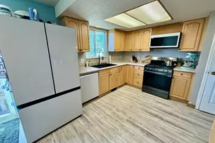 669 W 725 N, Clearfield, UT 84015 - Photo 10