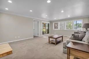 811 N Grandridge Dr, Salt Lake City, UT 84103 - Photo 24