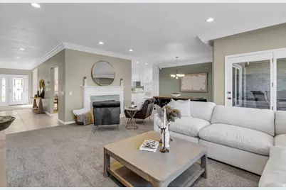 811 N Grandridge Dr, Salt Lake City, UT 84103 - Photo 10