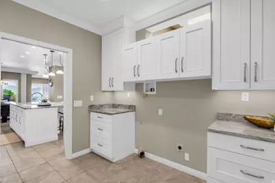 811 N Grandridge Dr, Salt Lake City, UT 84103 - Photo 22