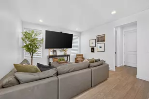 2402 N Sunmore Wy, Lehi, UT 84043 - Photo 8