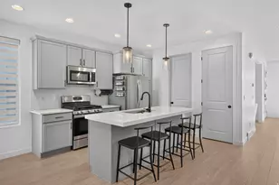 2402 N Sunmore Wy, Lehi, UT 84043 - Photo 16