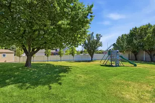 3557 W Lillehammer Circle, Taylorsville, UT 84129 - Photo 30