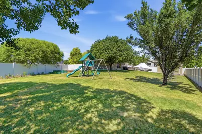 3557 W Lillehammer Cir, Taylorsville, UT 84129 - Photo 28