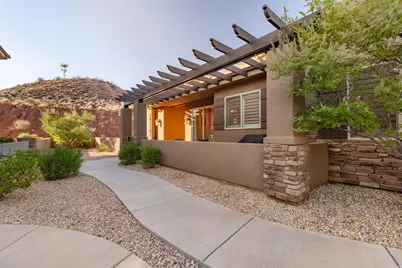 2069 N Coral Dr, Washington, UT 84780 - Photo 2
