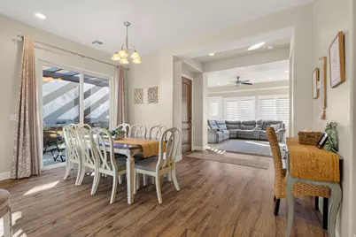 2069 N Coral Dr, Washington, UT 84780 - Photo 10