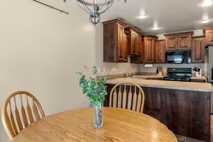 1819 E Whitetail Way, Layton, UT 84040 - Photo 8
