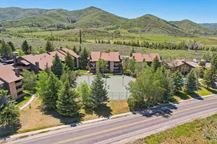 6831 N 2200 Dr W, Park City, UT 84098 - Photo 32