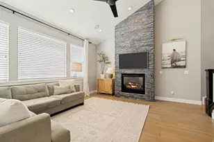 2043 S 160 E, Orem, UT 84058 - Photo 4