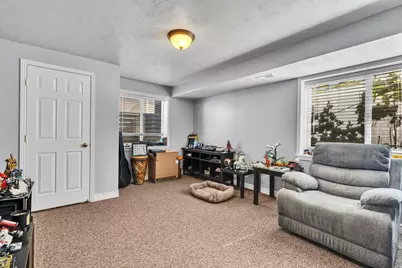 7859 S Abercrombie Ln W, West Jordan, UT 84088 - Photo 20