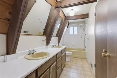 9892 N Hidden Dr, Highland, UT 84003 - Photo 28
