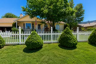 4550 Pioneeer Dr N, Enoch, UT 84721 - Photo 4