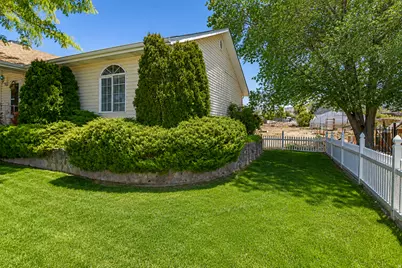4550 Pioneeer Dr N, Enoch, UT 84721 - Photo 12