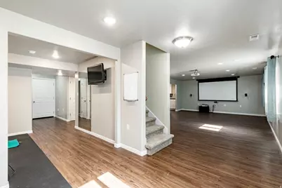 1073 S 1775 W, Syracuse, UT 84075 - Photo 18