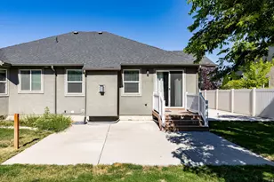 1073 S 1775 W, Syracuse, UT 84075 - Photo 36